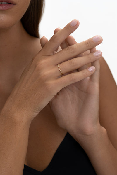 GOLD HAMMERED RING